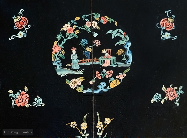 Artist Yang Zhaohui, Artist Zhaohui Yang, Artist Zhao hui Yang, Yang Zhaohui artwork, China contemporary art, original artwork, original painting, Chinese robe, still life, oil painting, acrylic paint : Gorgeous Robe